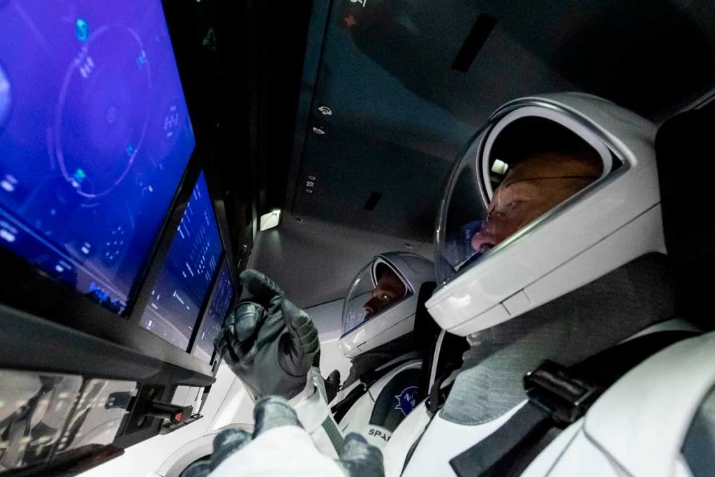 Aquí puedes ver el lanzamiento de Space X y la NASA en Español en VIVO AHORA. | #Tech